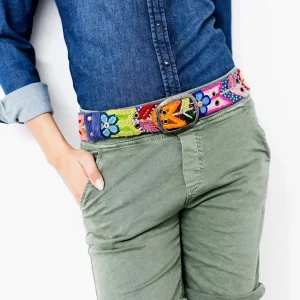 Florcita blå - klassiskt peruanskt handbroderat skärp