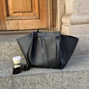 Andrea Strap Bag - Black