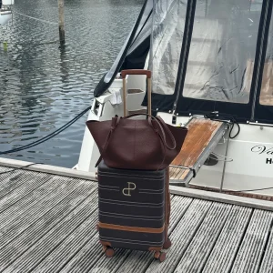 Cabin Suitcase - Dark Brown