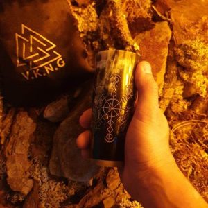 Handcrafted Stjórn (Control In Icelandic)